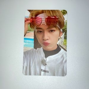 stray kids lee know official photocard